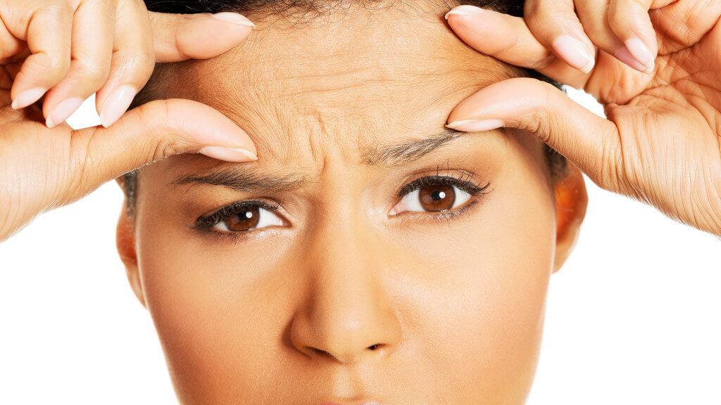 Zmarszczki na czole - najlepsze sposoby